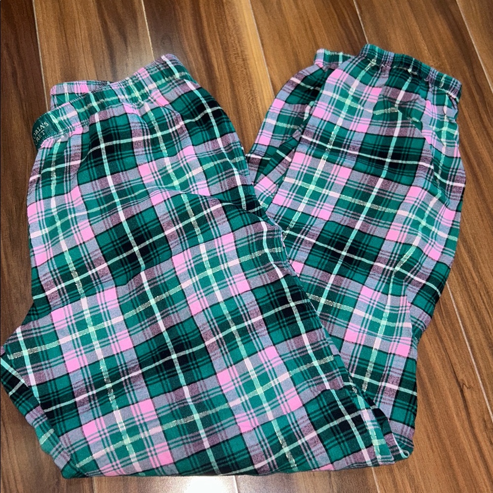 Small LONG Victoria’s Secret pajama pants with pockets
